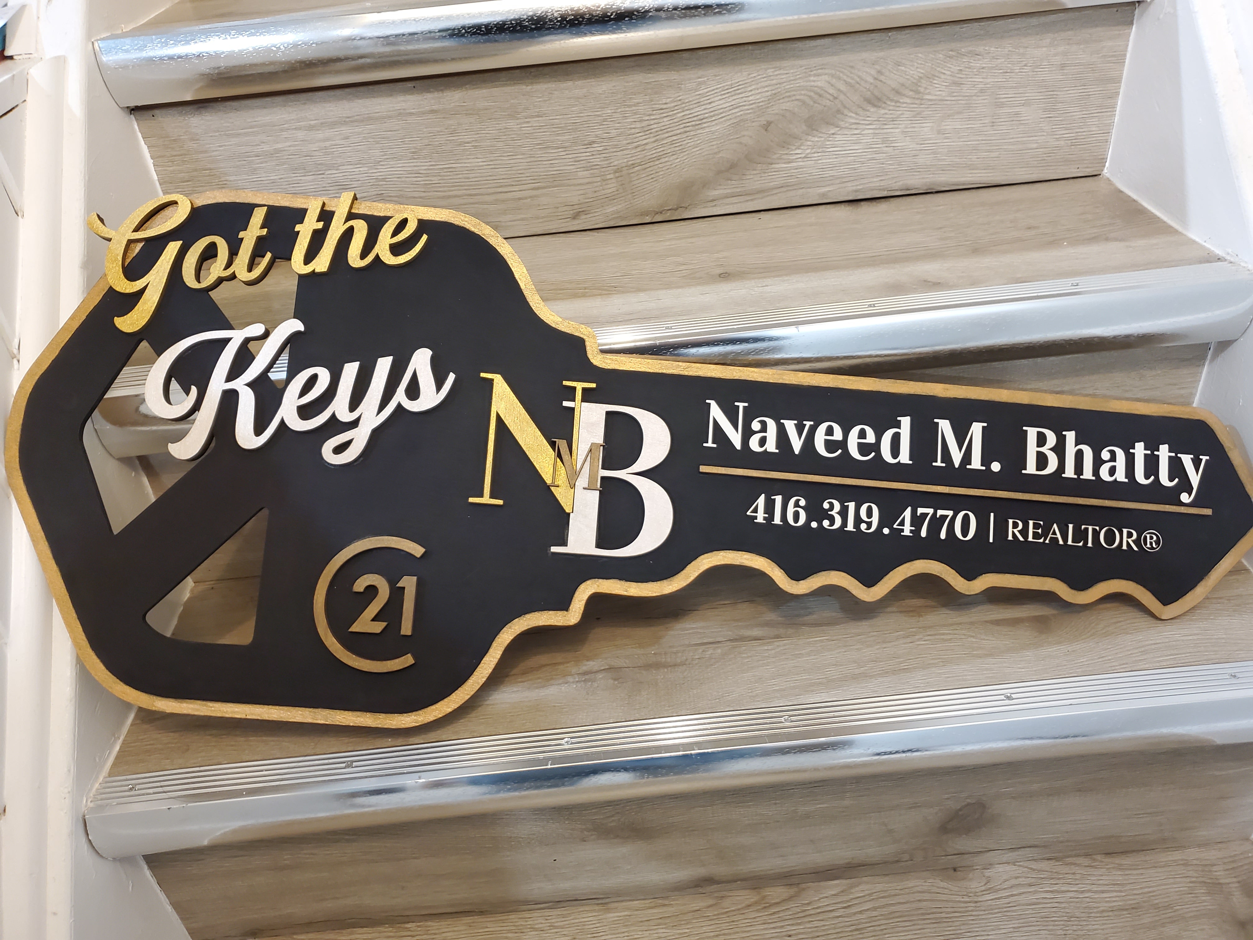 Realtor Key Signs (Hexagon Key) – Char & Beam